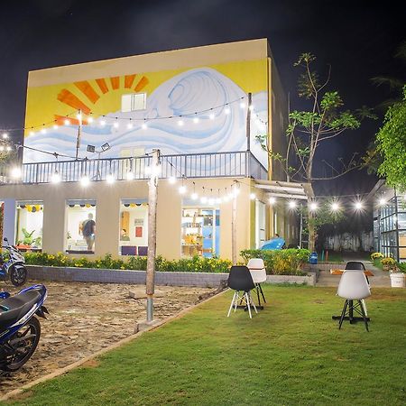 Emis Hotel Phu Quoc Exterior photo
